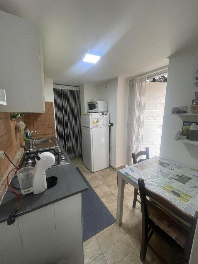波佐利Bed & Breakfast Lipi公寓 外观 照片